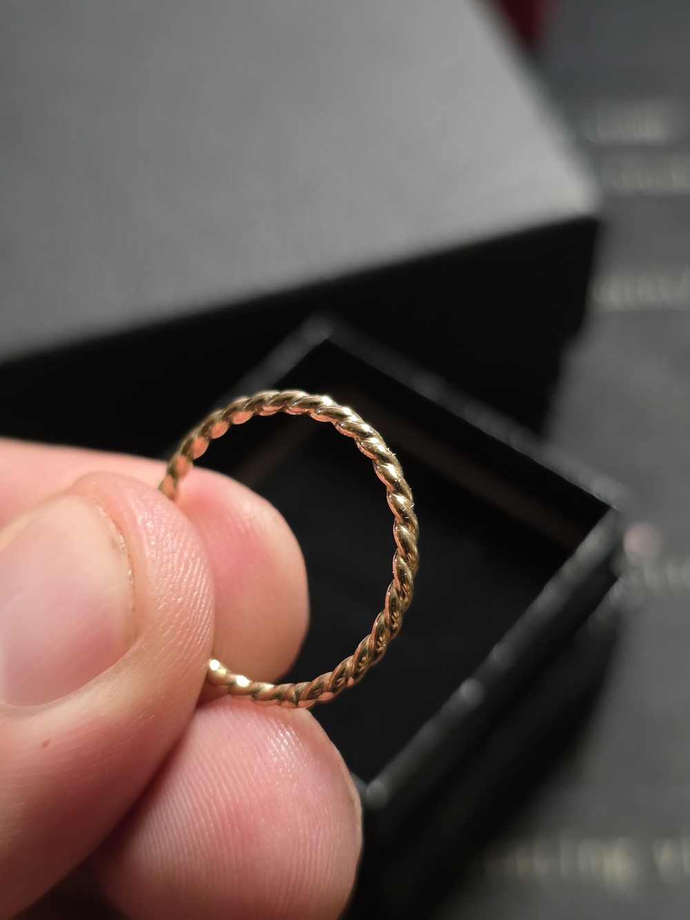 10k Gold Rope Band Ring - Size 7 - Picture 4 of 7